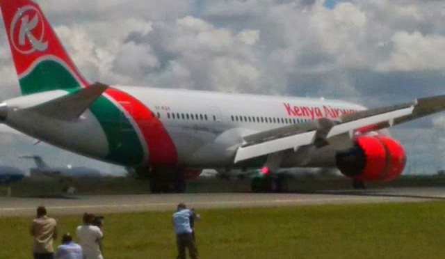 KQ-B787-arrives-640x372.jpg