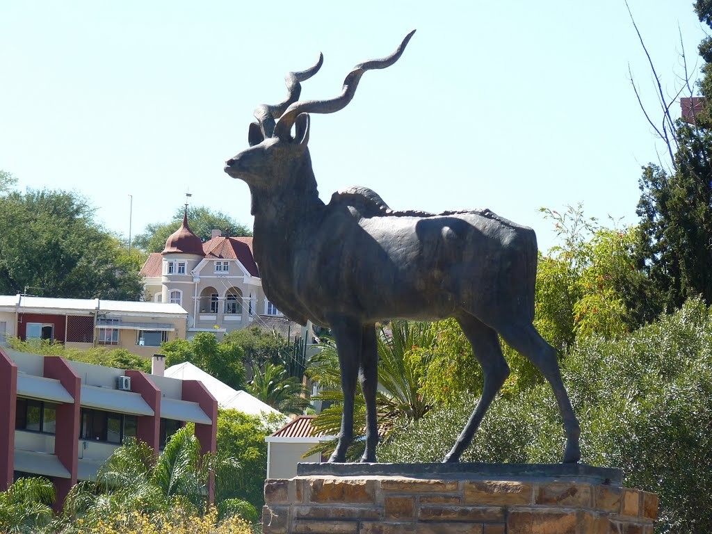 kudu_statue_panoramio_soloway.jpg