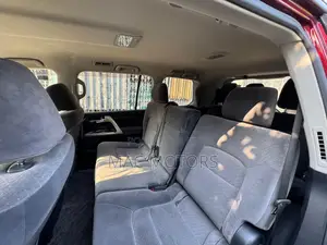 Toyota Land Cruiser 4.5 V8 VXR 2014 Red