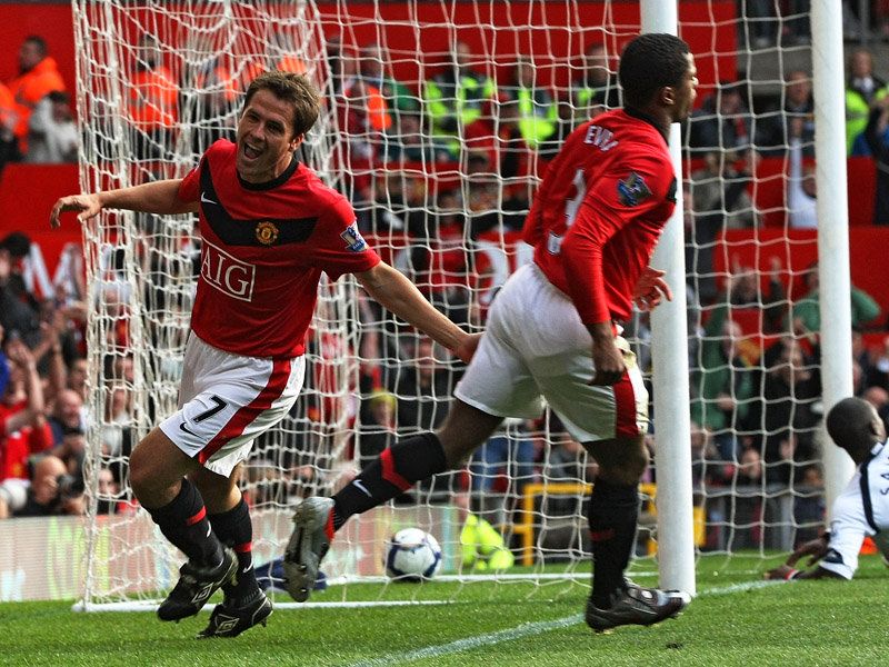 Michael-Owen-Manchester-United-Bolton-Wandere_2373688.jpg