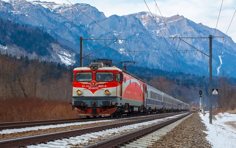 Yapı Merkezi signs 45 mln euro railway upgrade deals in Romania