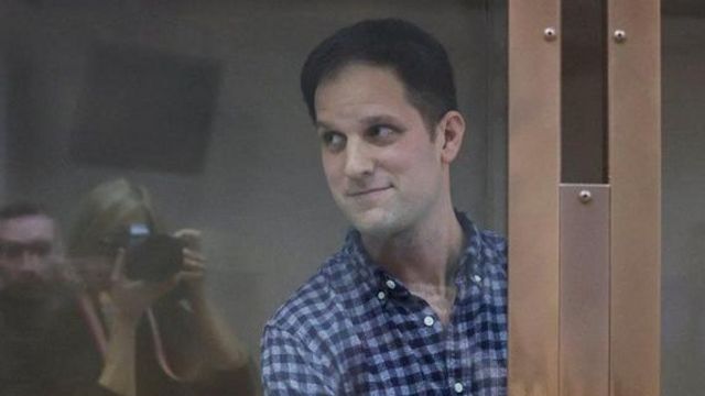 Mwandishi wa habari wa Marekani Evan Gershkovich alizuiliwa alipokuwa akifanya kazi nchini Urusi mapema mwaka huu