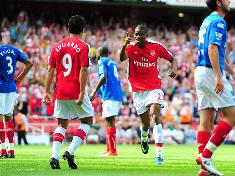 Abou-Diaby-Arsenal-Portsmouth-Premier-League_2351187.jpg