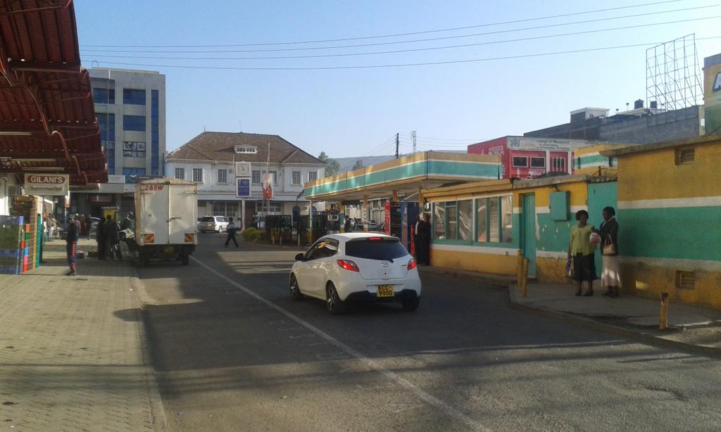 CNZC45-WgAAL-na.jpg:large