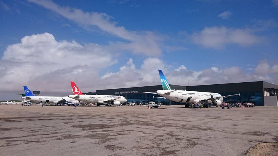 Mogadishu_airport_Somalia.jpg