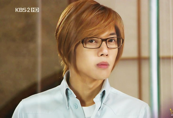 hyunjoongsexyscholar.jpg
