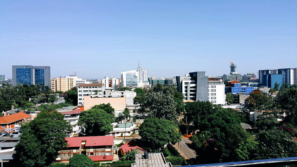 B-6aW3aUoAAc3oS.jpg:large