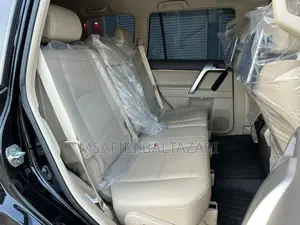 Toyota Land Cruiser Prado 2021 Black