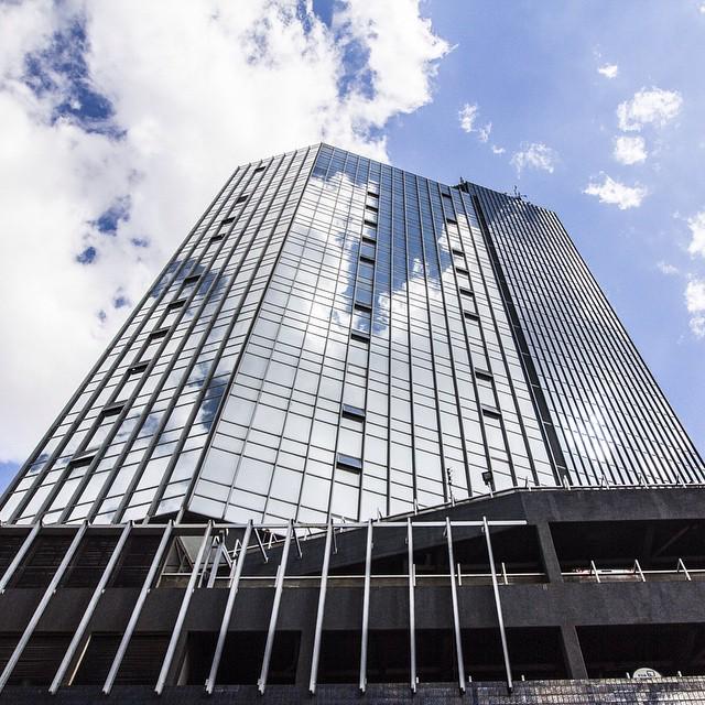 CBQWEISUgAESEdu.jpg:large